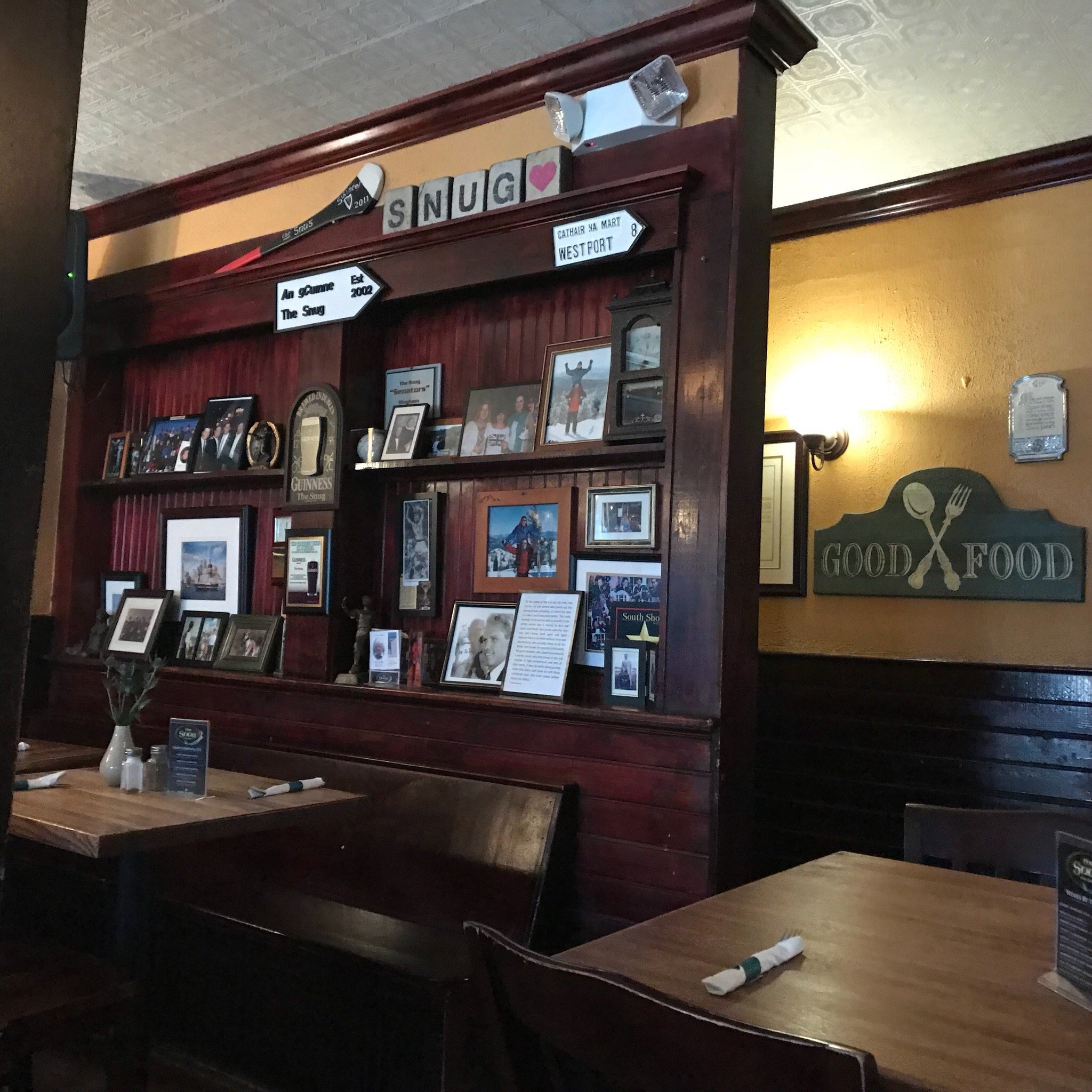 The Snug interior atmosphere